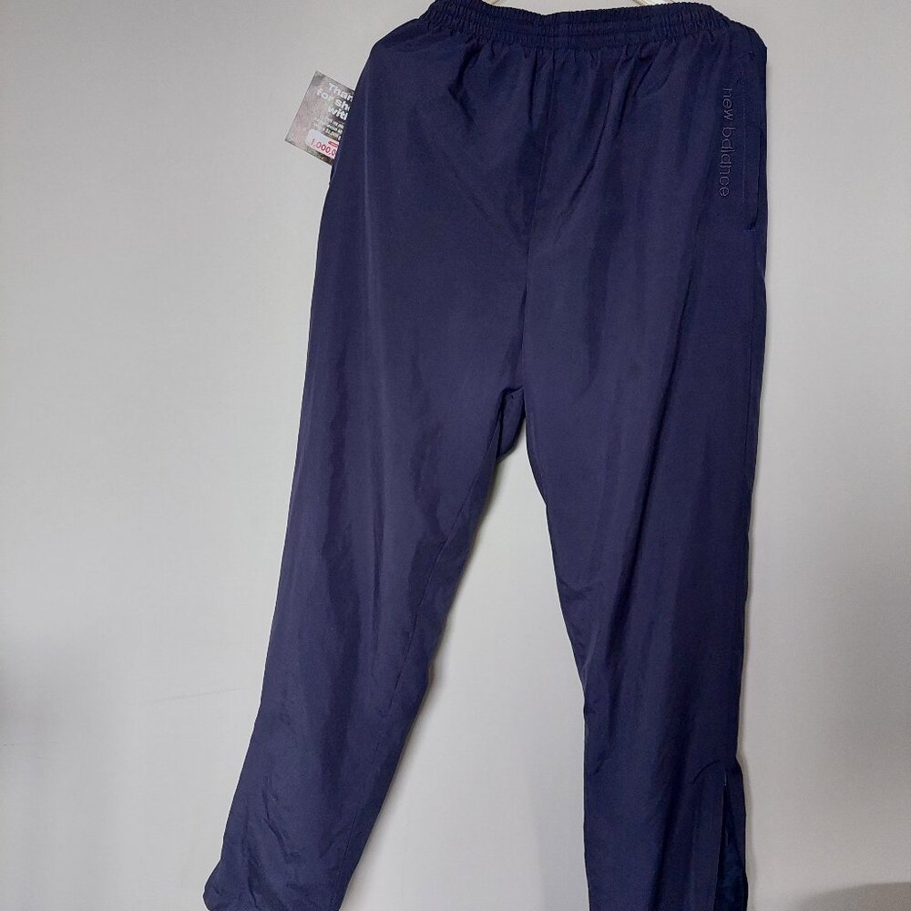 New Balance Women's MESH LINED RUNNING PANTS Navy Blue, M